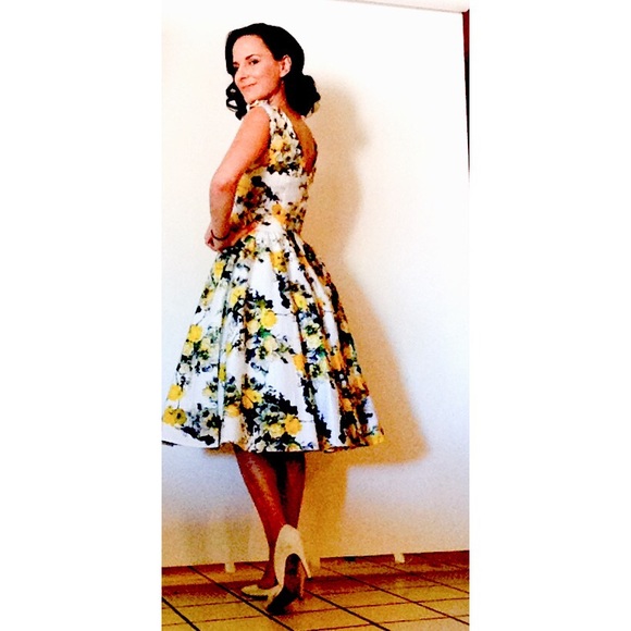 Meet your Posher, Linsey - Picture 4 of 4